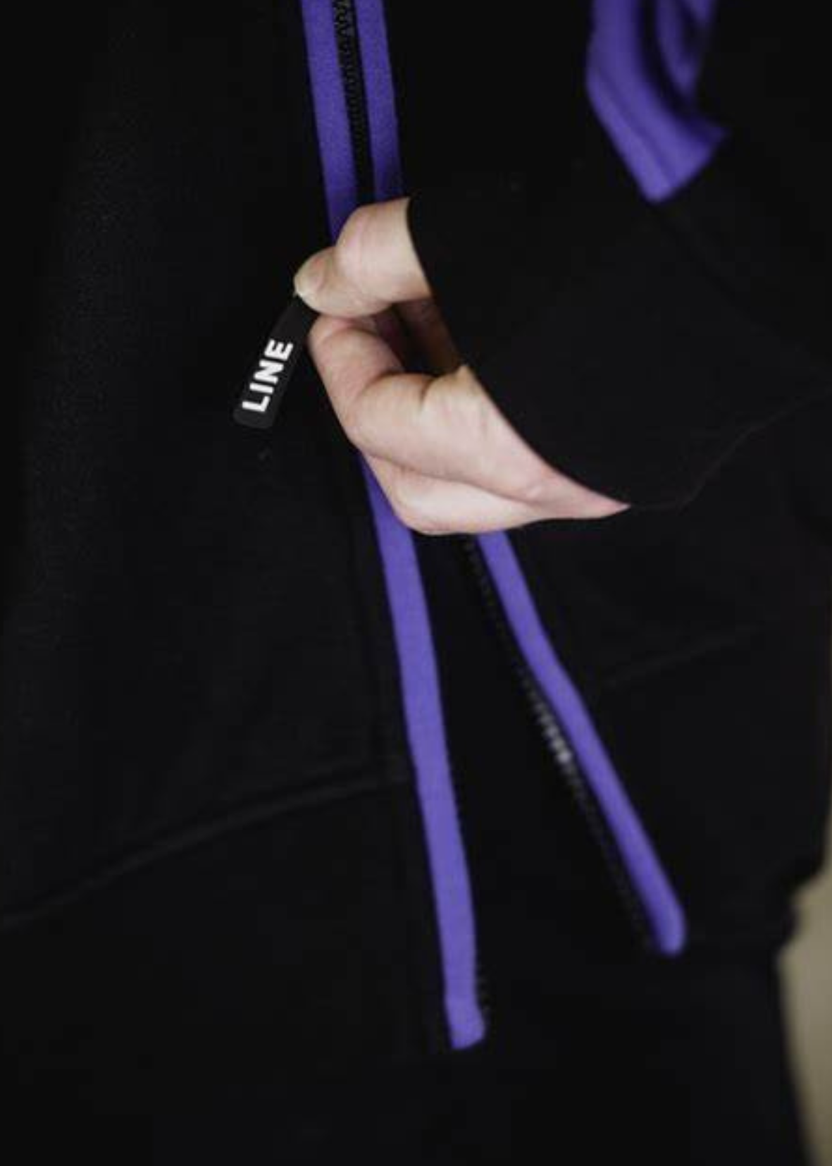 SOFTSHELL TECH HOODIE